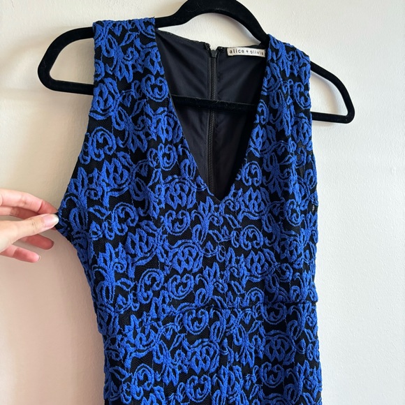 Alice + Olivia Blue Lace Maxi Dress - Picture 7 of 14